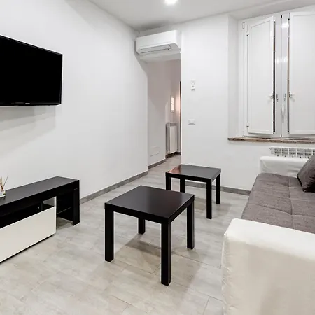 Comfortable Flat In The Center
